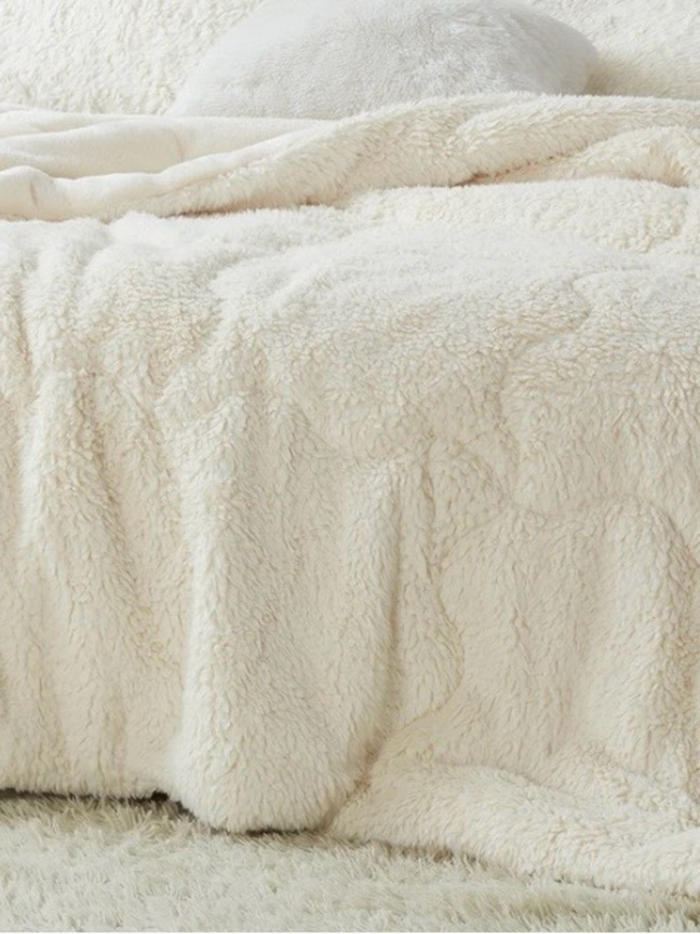 Twin Coma Inducer oversized comforter